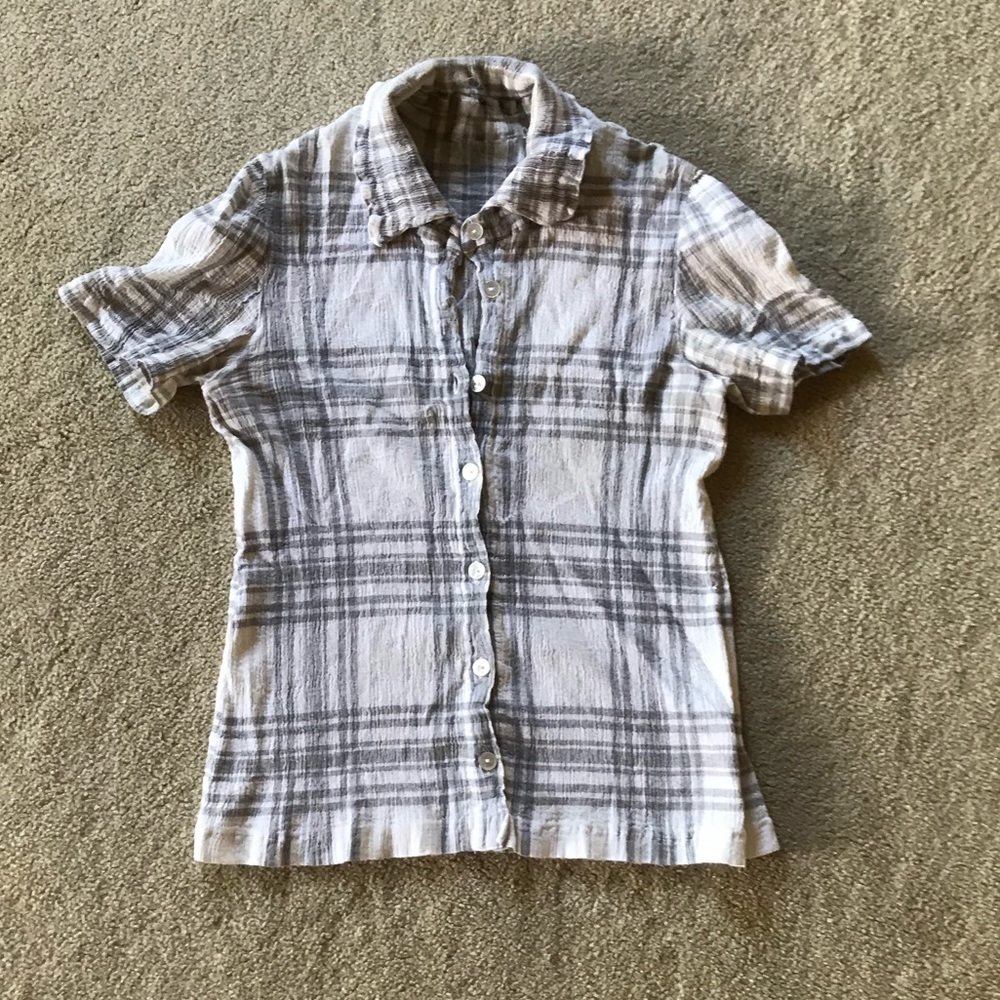 Plaid crepe short sleeve button down